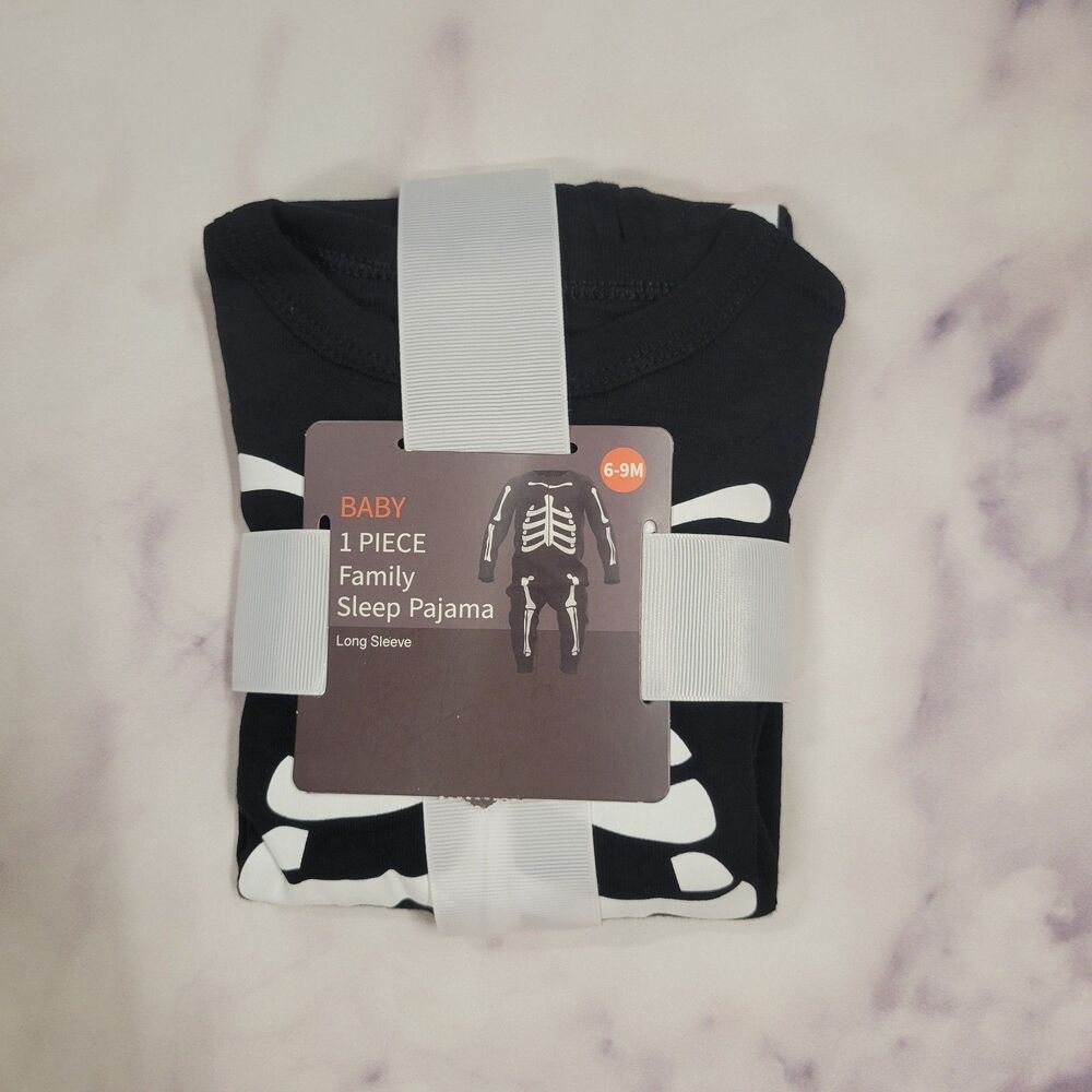 Sleep in! Baby Skeleton Halloween Sleep Pajama